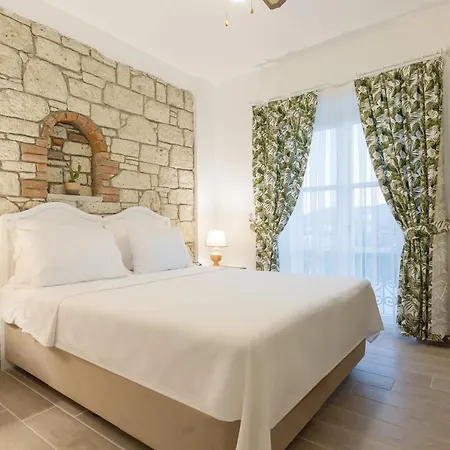 Melekaki Alaçatı Hotel 2*