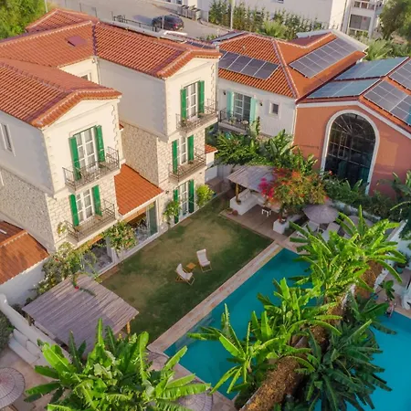 Melekaki Alaçatı Otel 2*