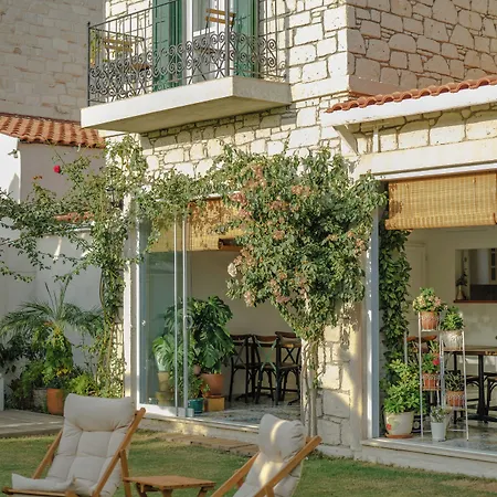 Melekaki Alaçatı Otel 2*