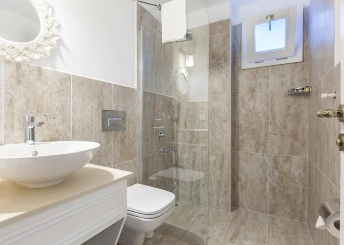 Melekaki Alaçatı 2*