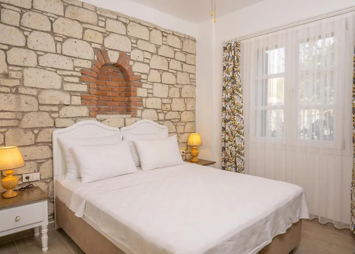 Melekaki Alaçatı 2*