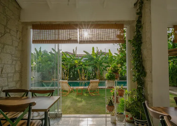 Melekaki Alaçatı Hotel 2*